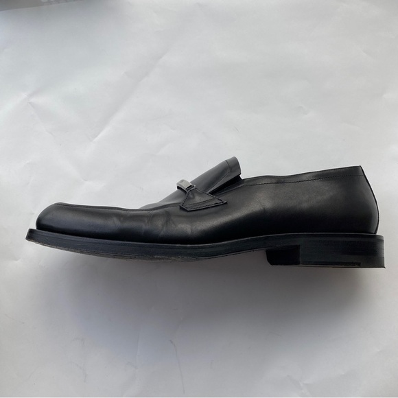 ⭐️HOST PICK⭐️ Hugo Boss Dress Shoes - Picture 4 of 7